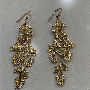 Stella & Dot Gold Leaf Dangle Earrings